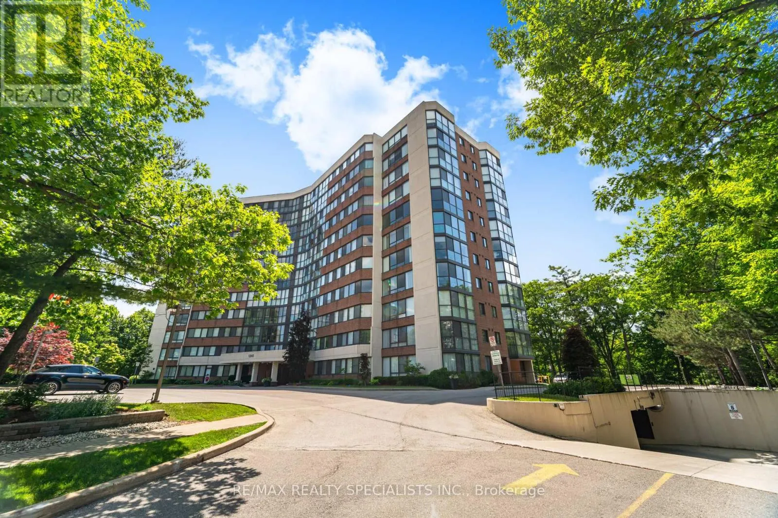 606 - 1240 MARLBOROUGH COURT