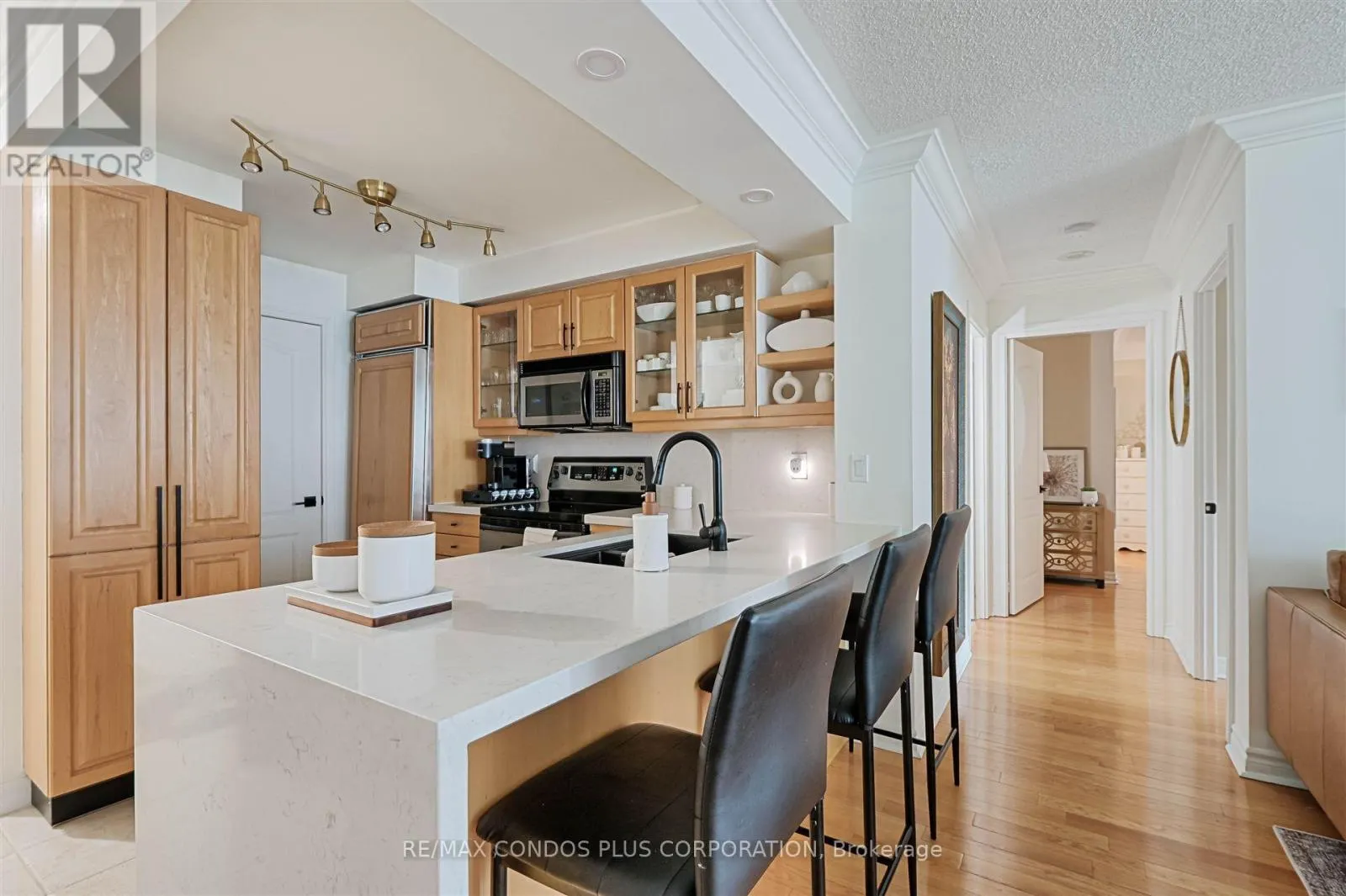 912 - 2111 LAKE SHORE BOULEVARD W