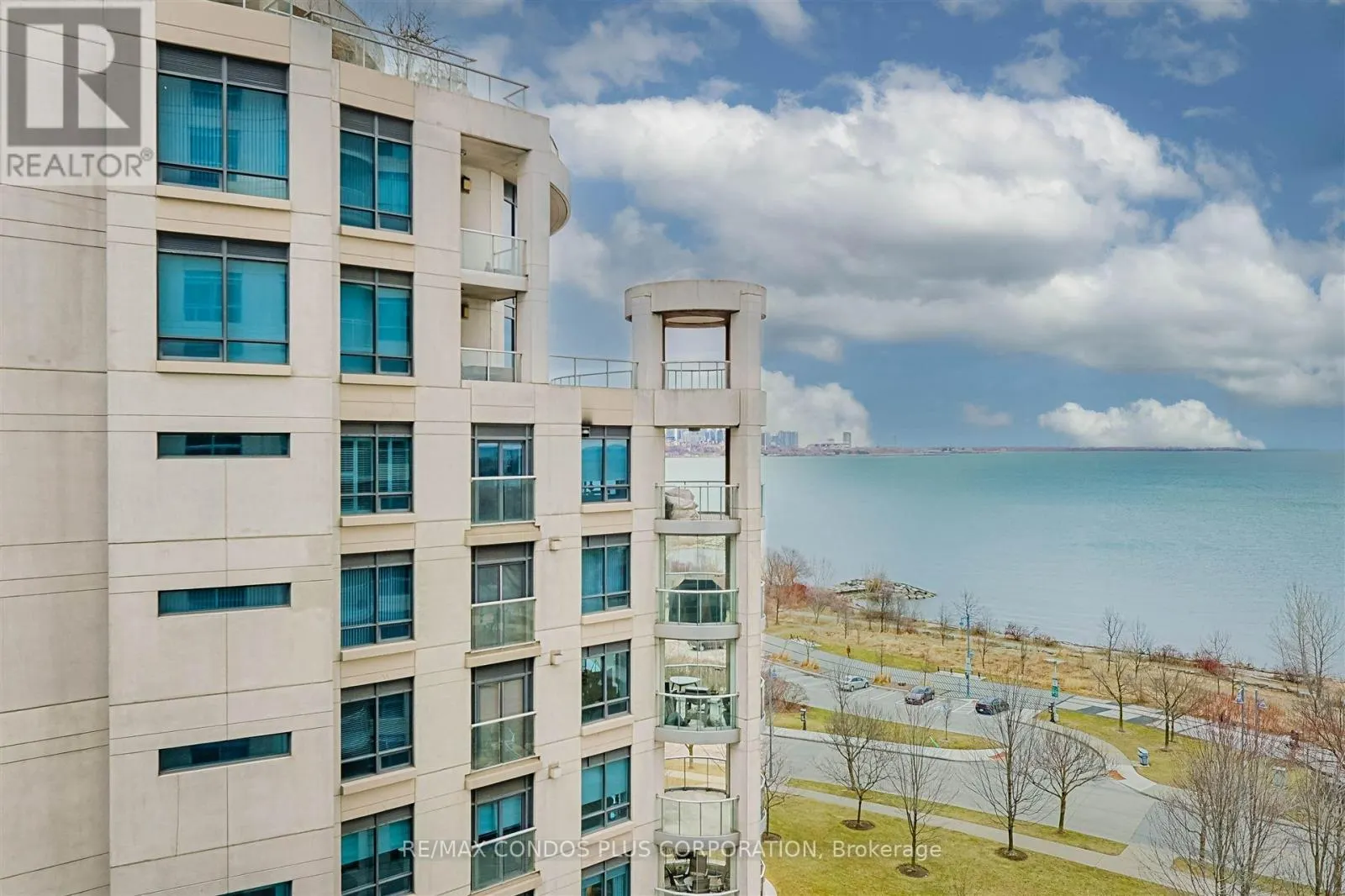 912 - 2111 LAKE SHORE BOULEVARD W