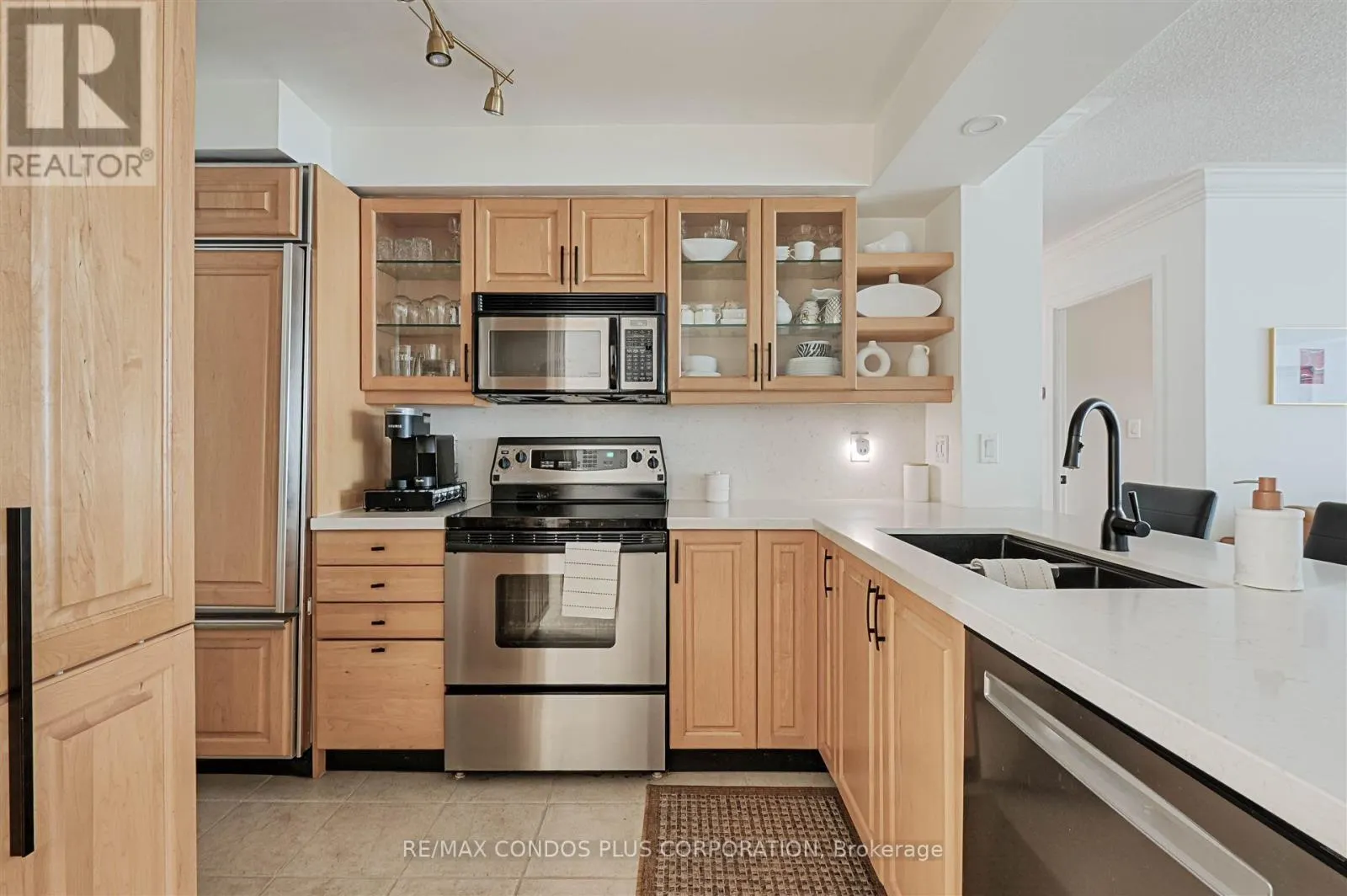 912 - 2111 LAKE SHORE BOULEVARD W