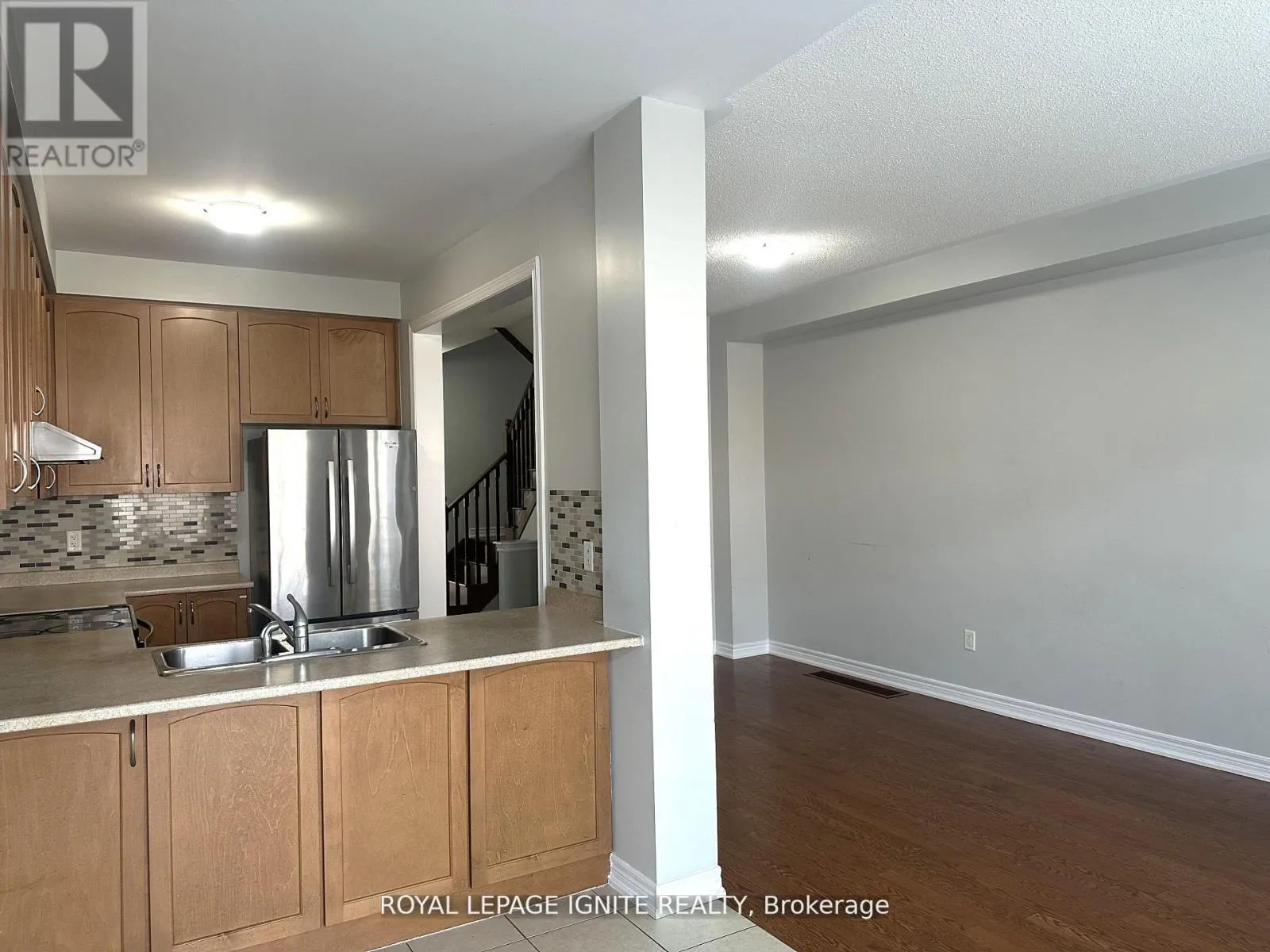 3 COASTLINE DRIVE