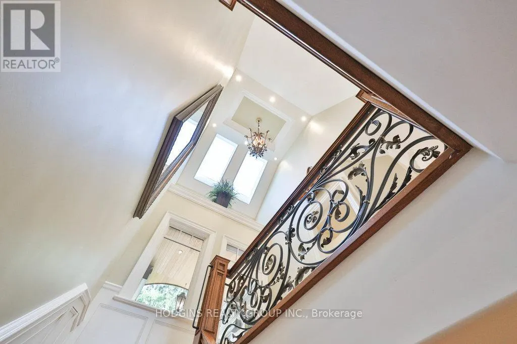 158 HARBORN TRAIL