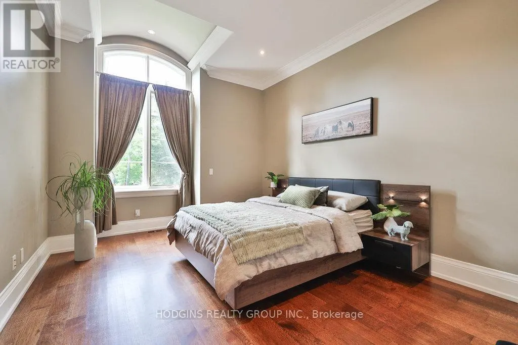158 HARBORN TRAIL