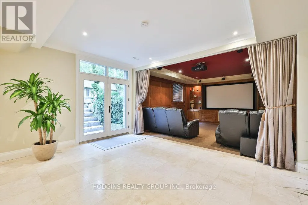 158 HARBORN TRAIL
