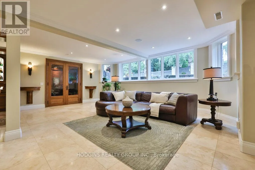 158 HARBORN TRAIL