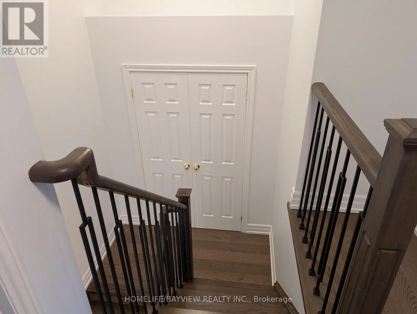 32 DEVONSLEIGH DRIVE