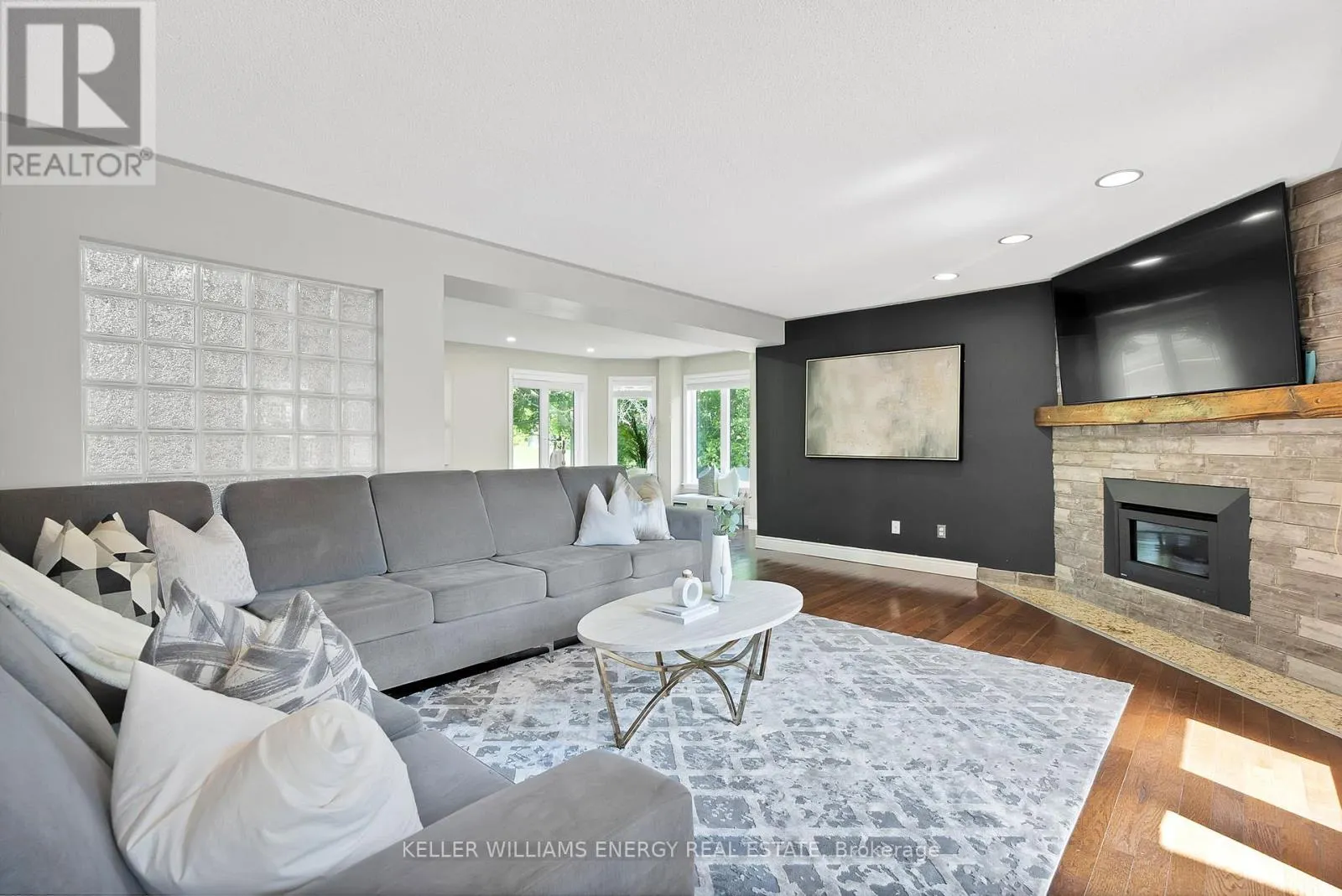42 MCCAULEY DRIVE