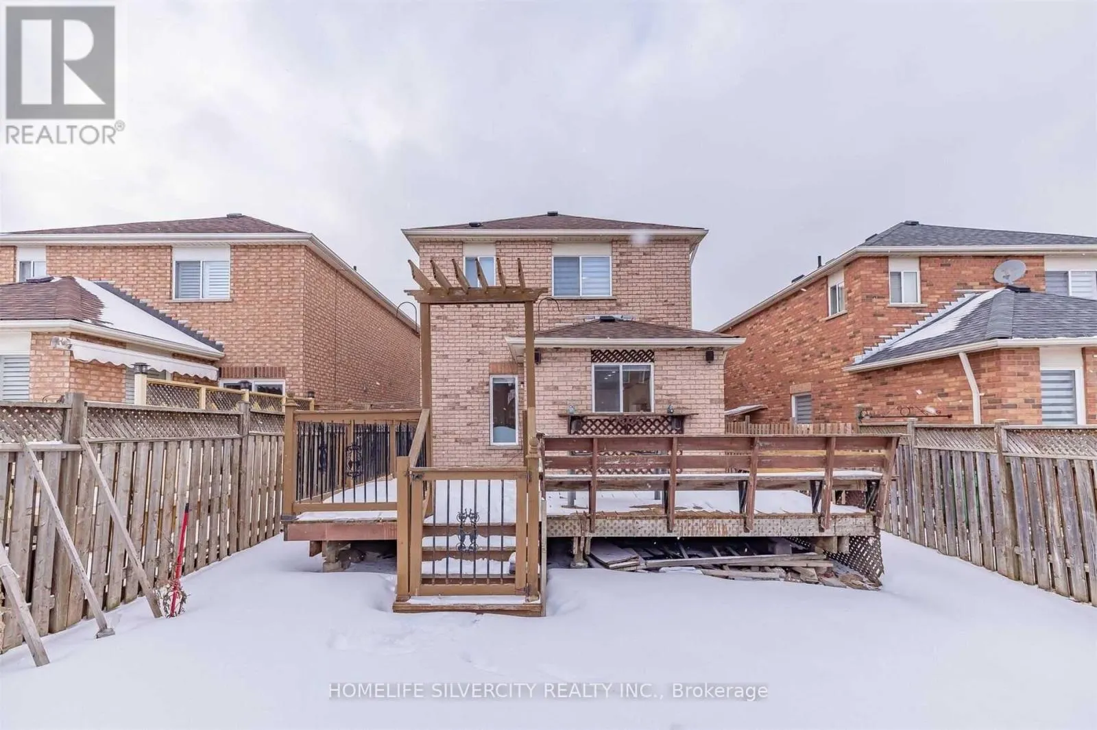 39 SUMMERDALE CRESCENT