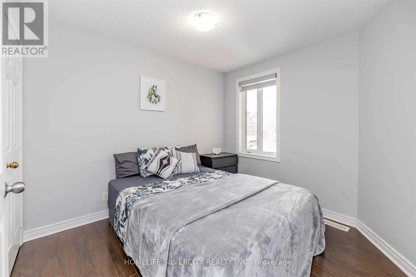 39 SUMMERDALE CRESCENT