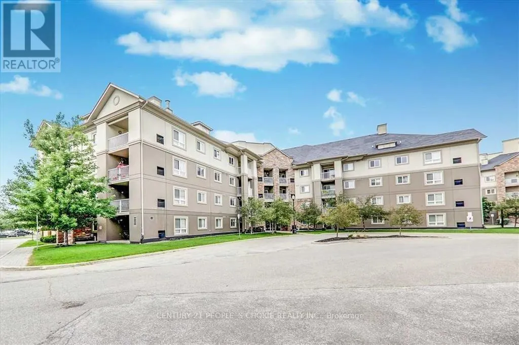 302 - 4 DAYSPRING CIRCLE