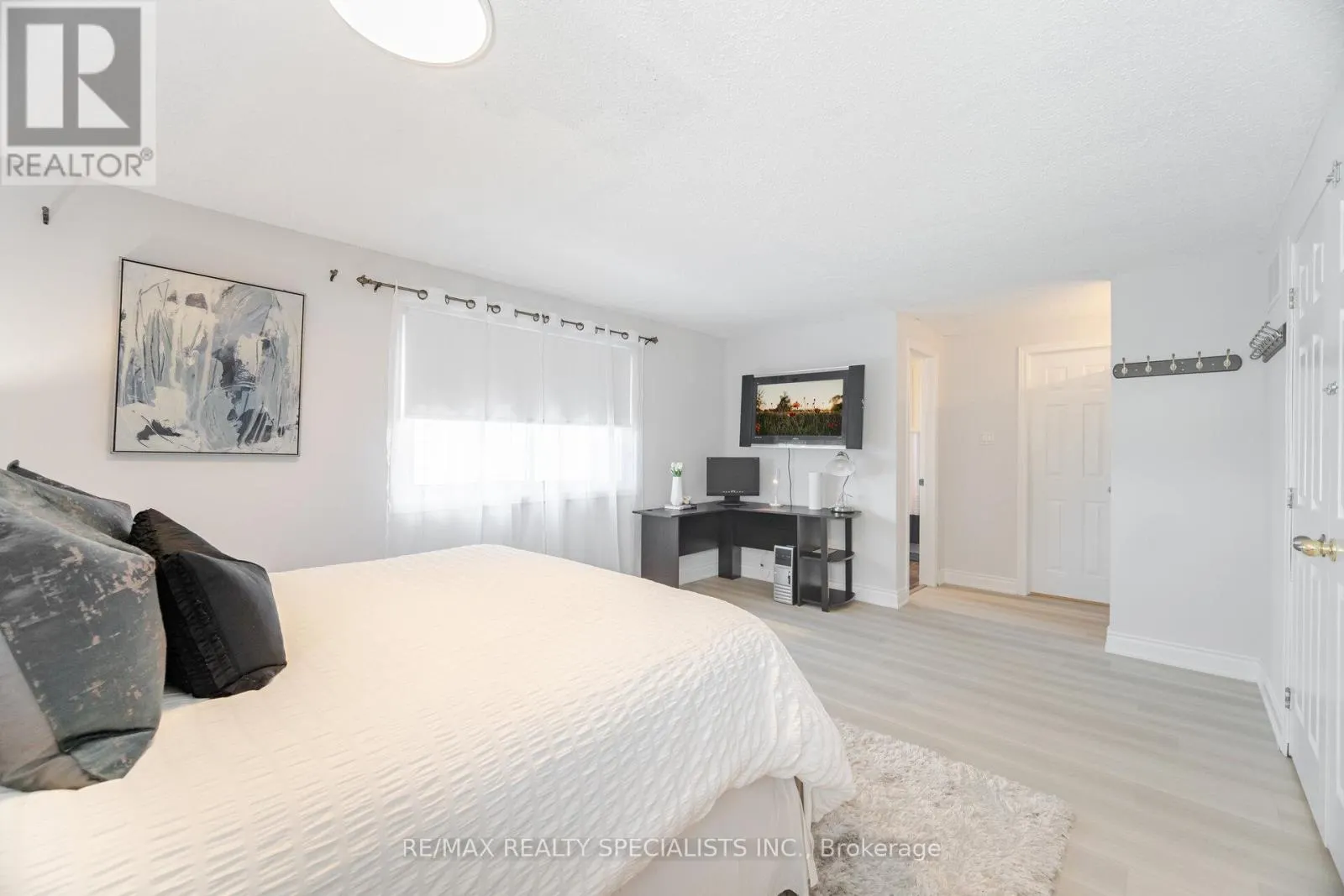 6240 EDENWOOD DRIVE
