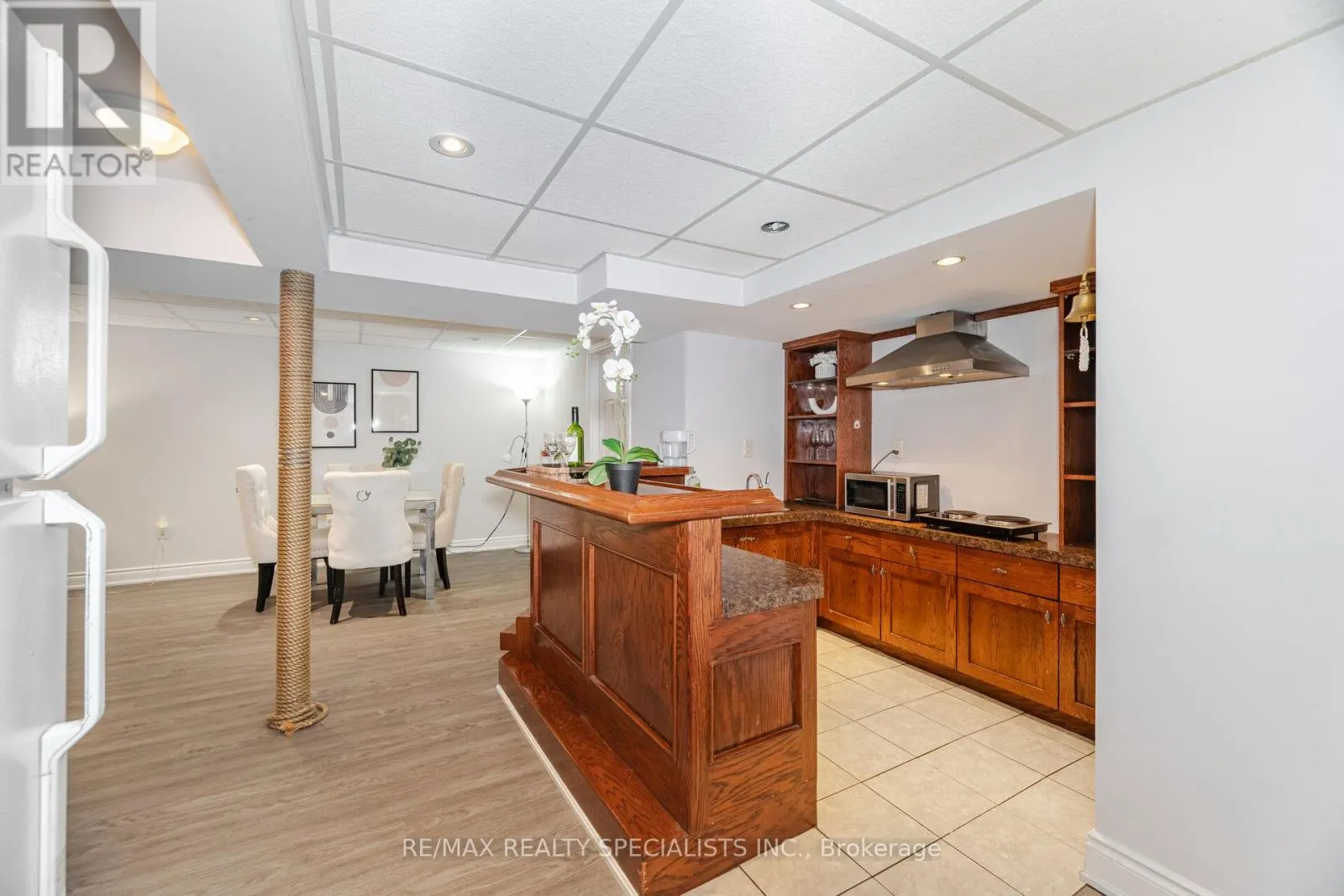 6240 EDENWOOD DRIVE