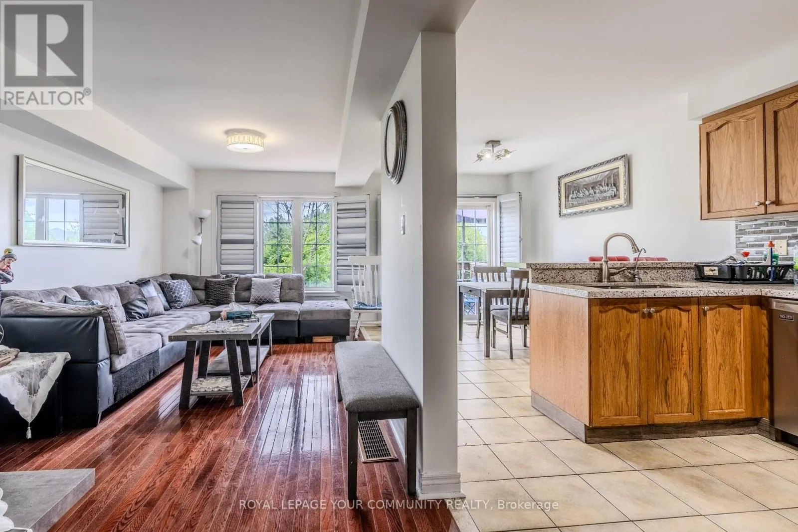22 PANAMA PLACE