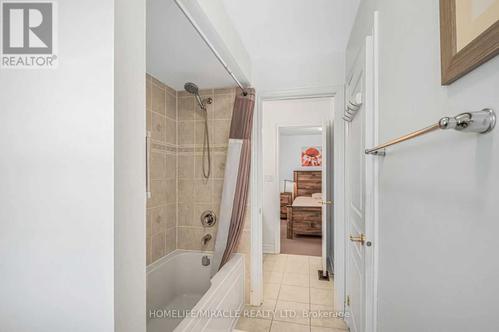 5 MELTWATER CRESCENT