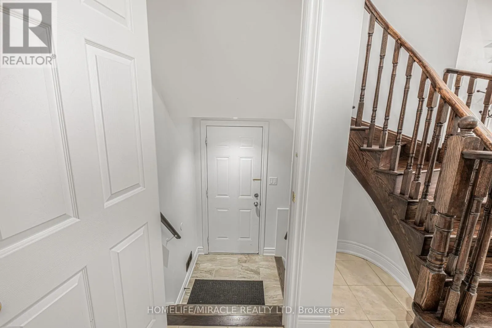 5 MELTWATER CRESCENT