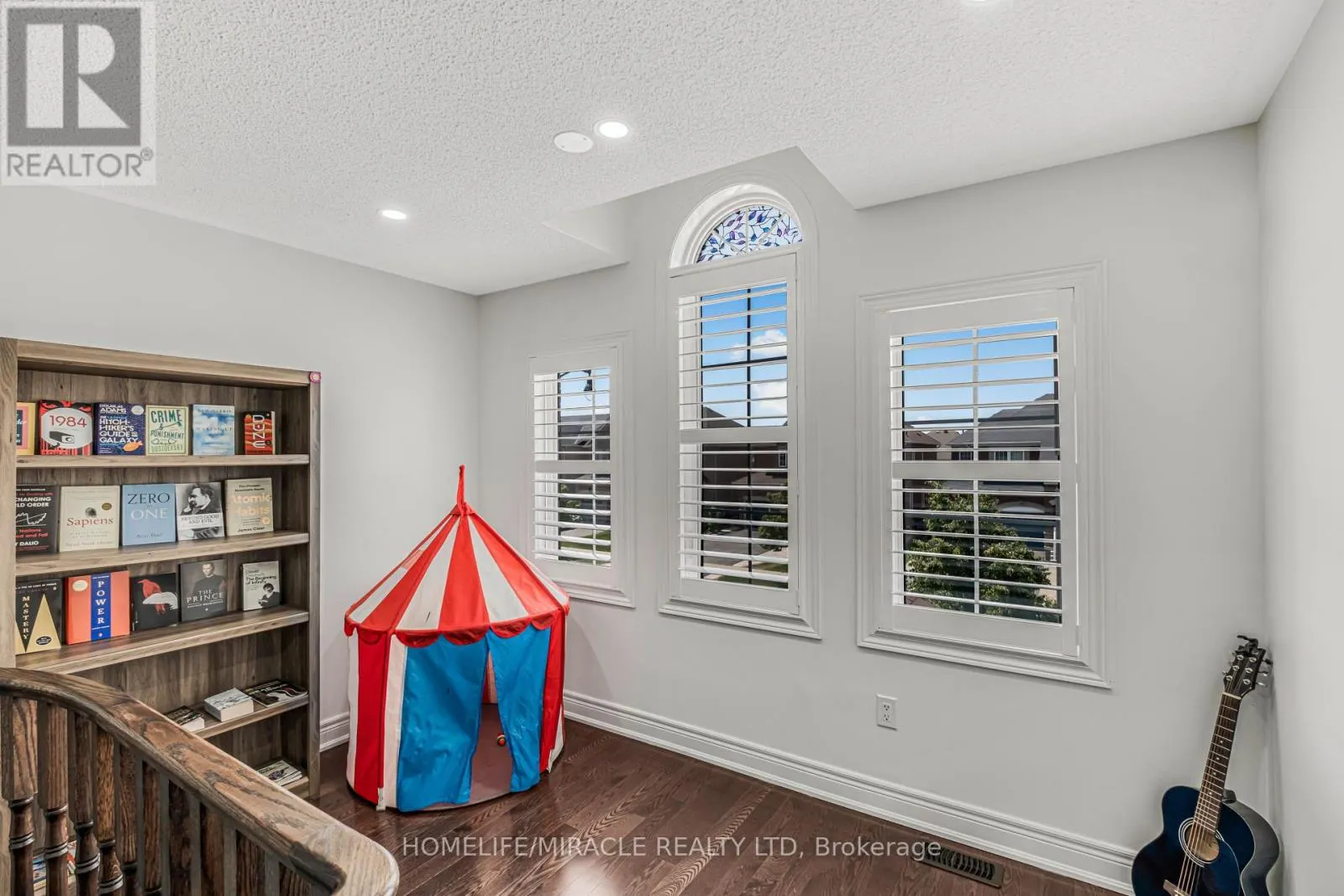 5 MELTWATER CRESCENT