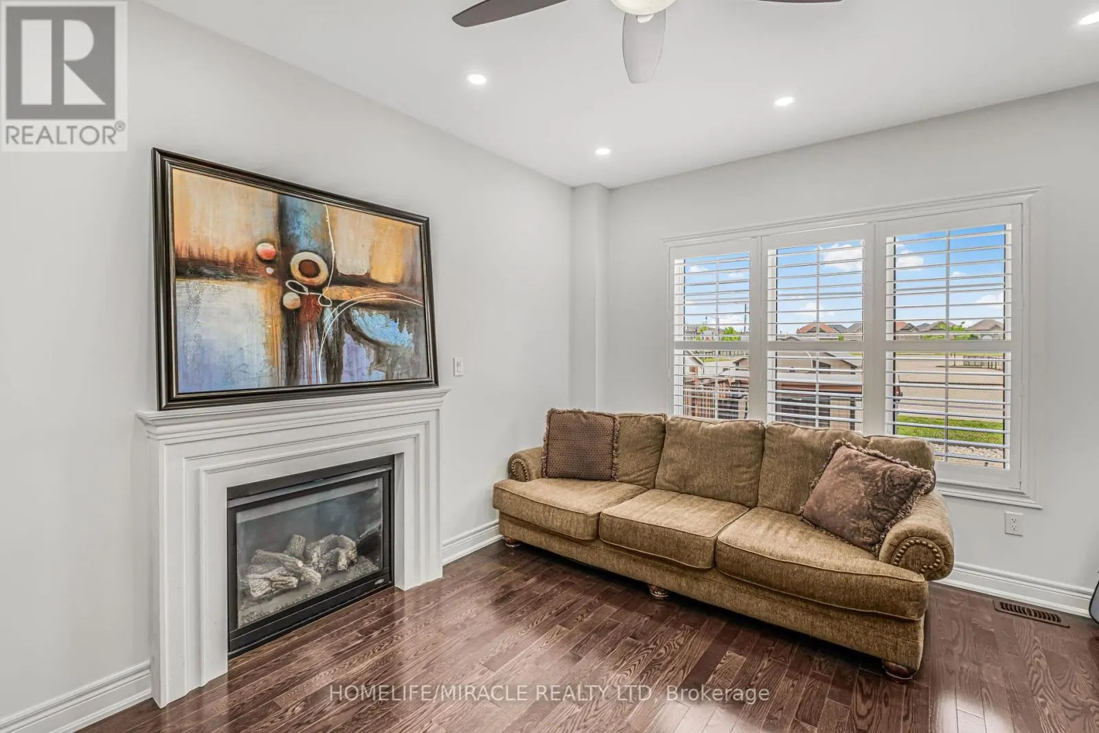 5 MELTWATER CRESCENT