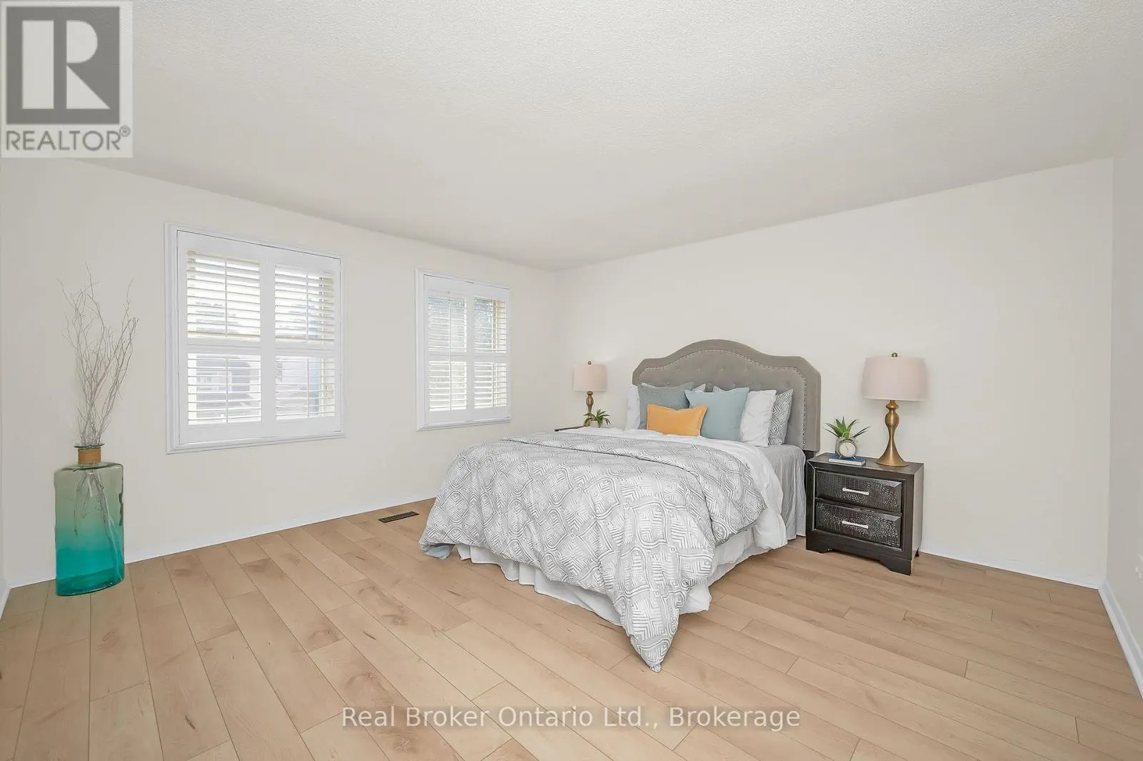 815 SWEETWATER CRESCENT