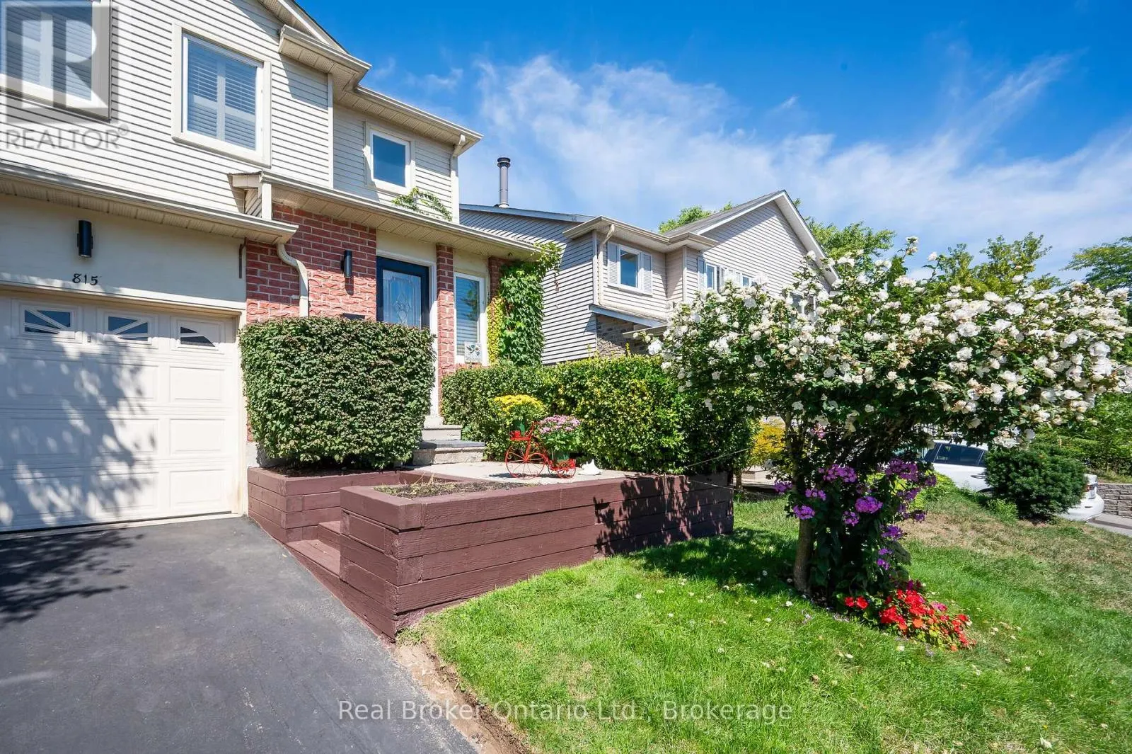 815 SWEETWATER CRESCENT