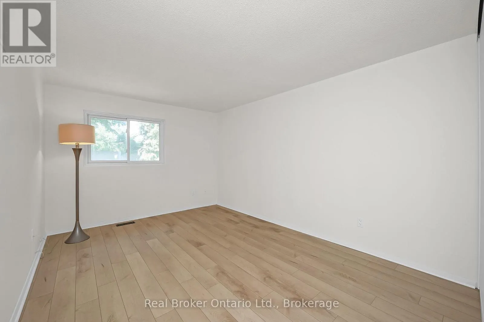 815 SWEETWATER CRESCENT