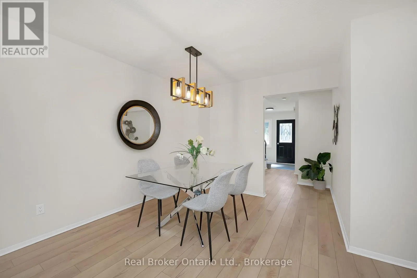 815 SWEETWATER CRESCENT