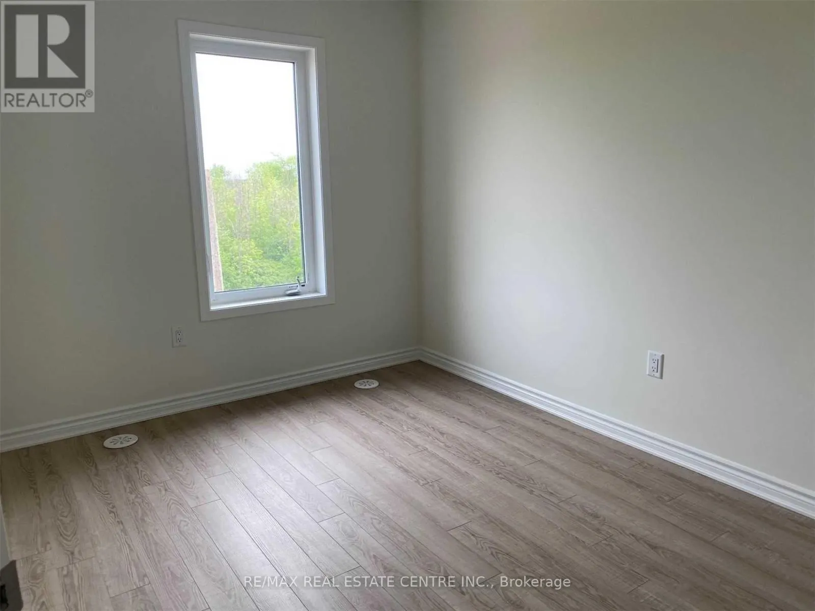 23 SUMMER WIND LANE