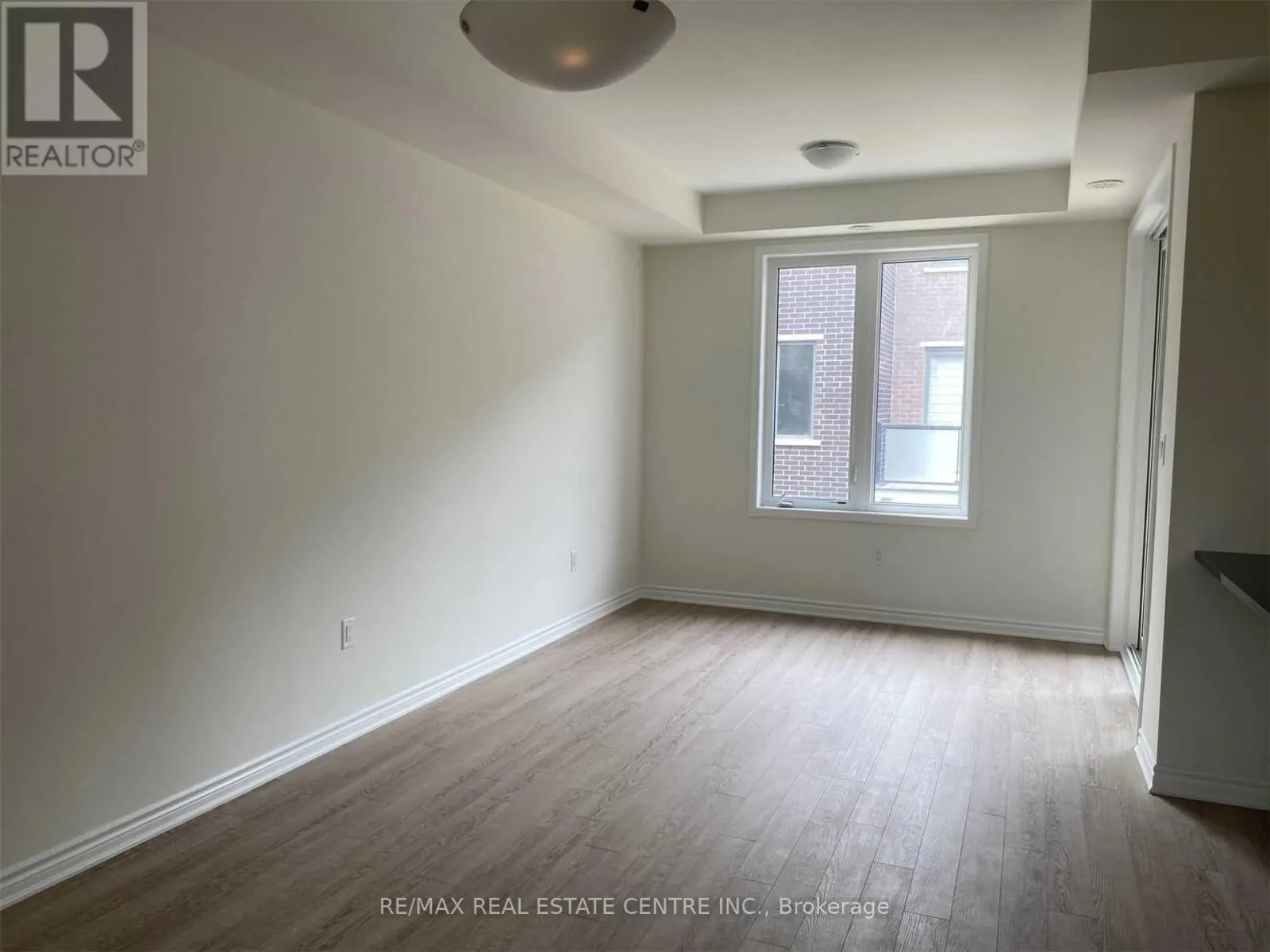 23 SUMMER WIND LANE