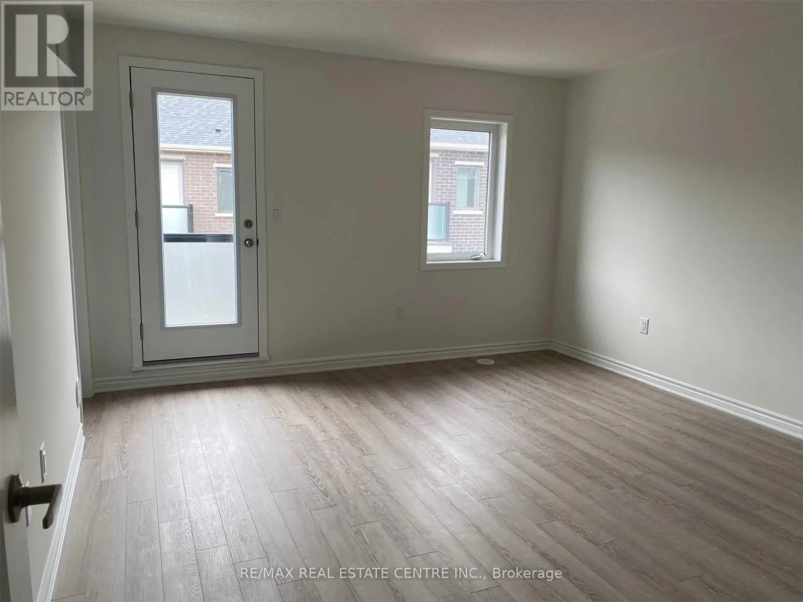 23 SUMMER WIND LANE
