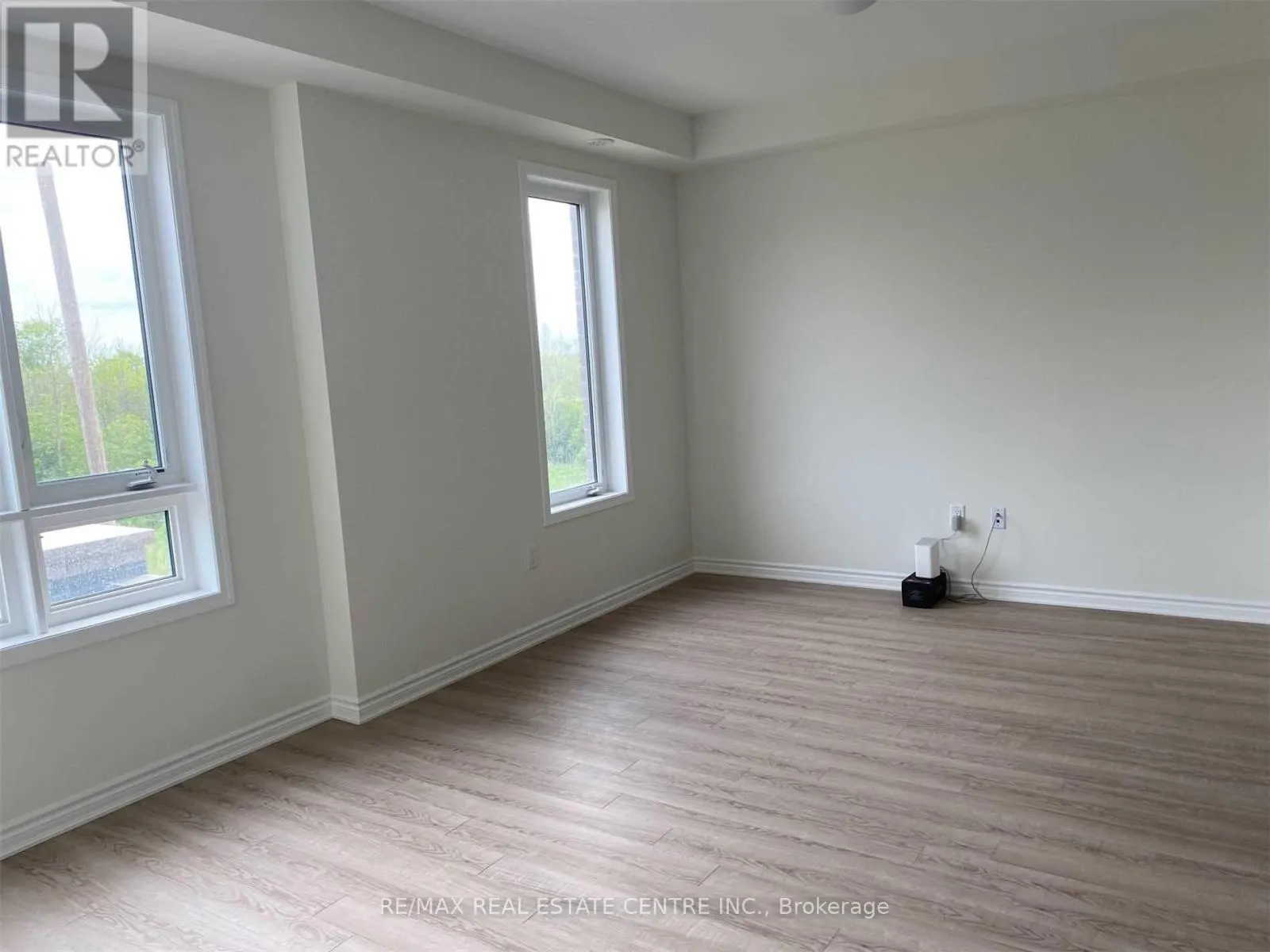 23 SUMMER WIND LANE