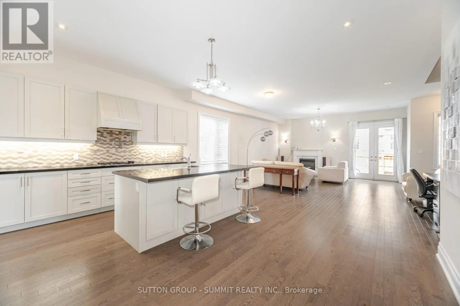 20 SETTLERS FIELD ROAD