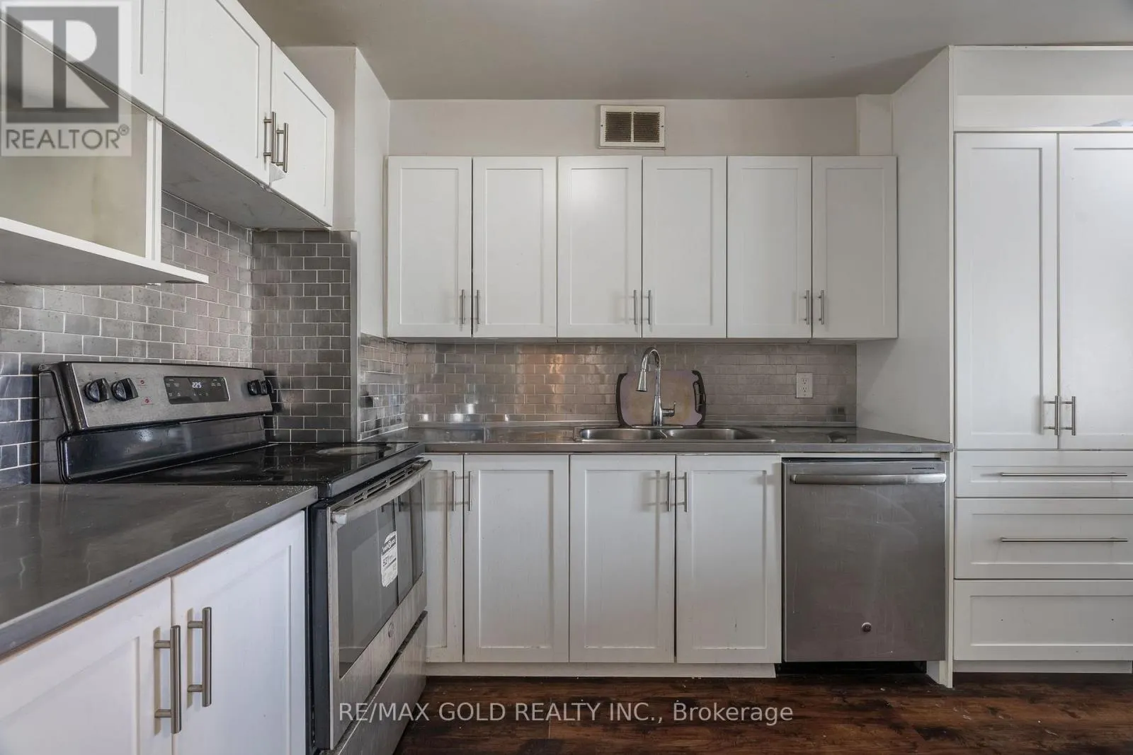502 - 1 FOUR WINDS DRIVE