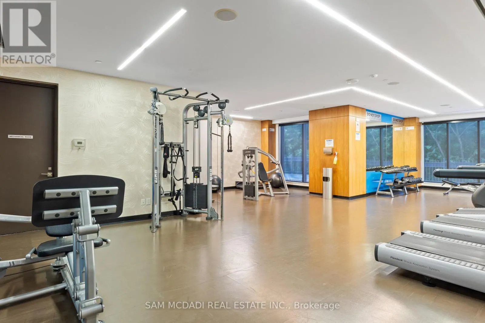 1109 - 36 PARK LAWN ROAD