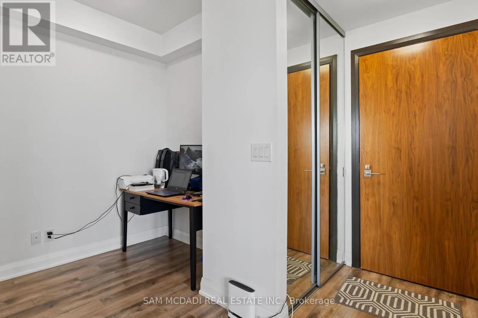 1109 - 36 PARK LAWN ROAD