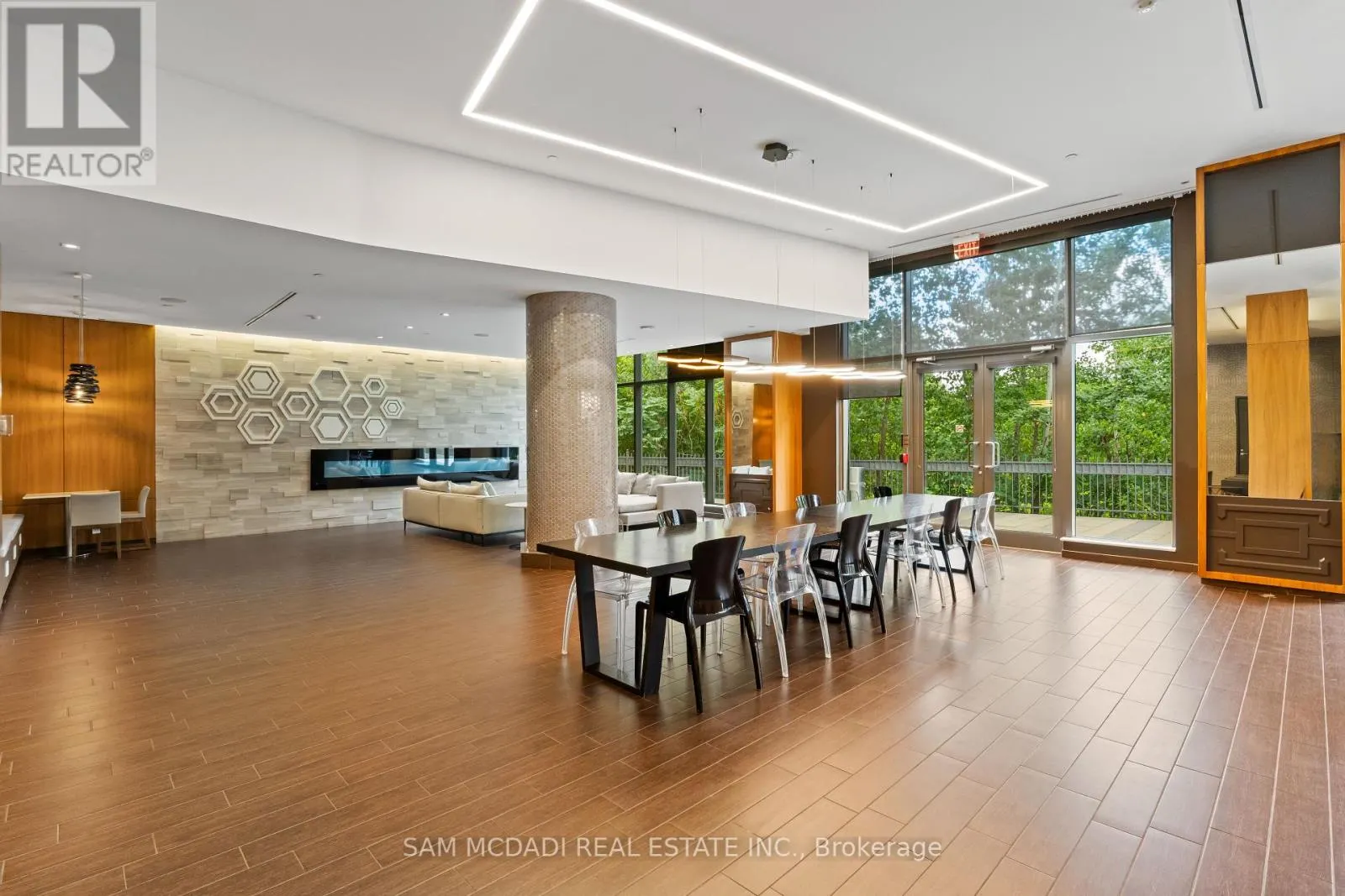 1109 - 36 PARK LAWN ROAD