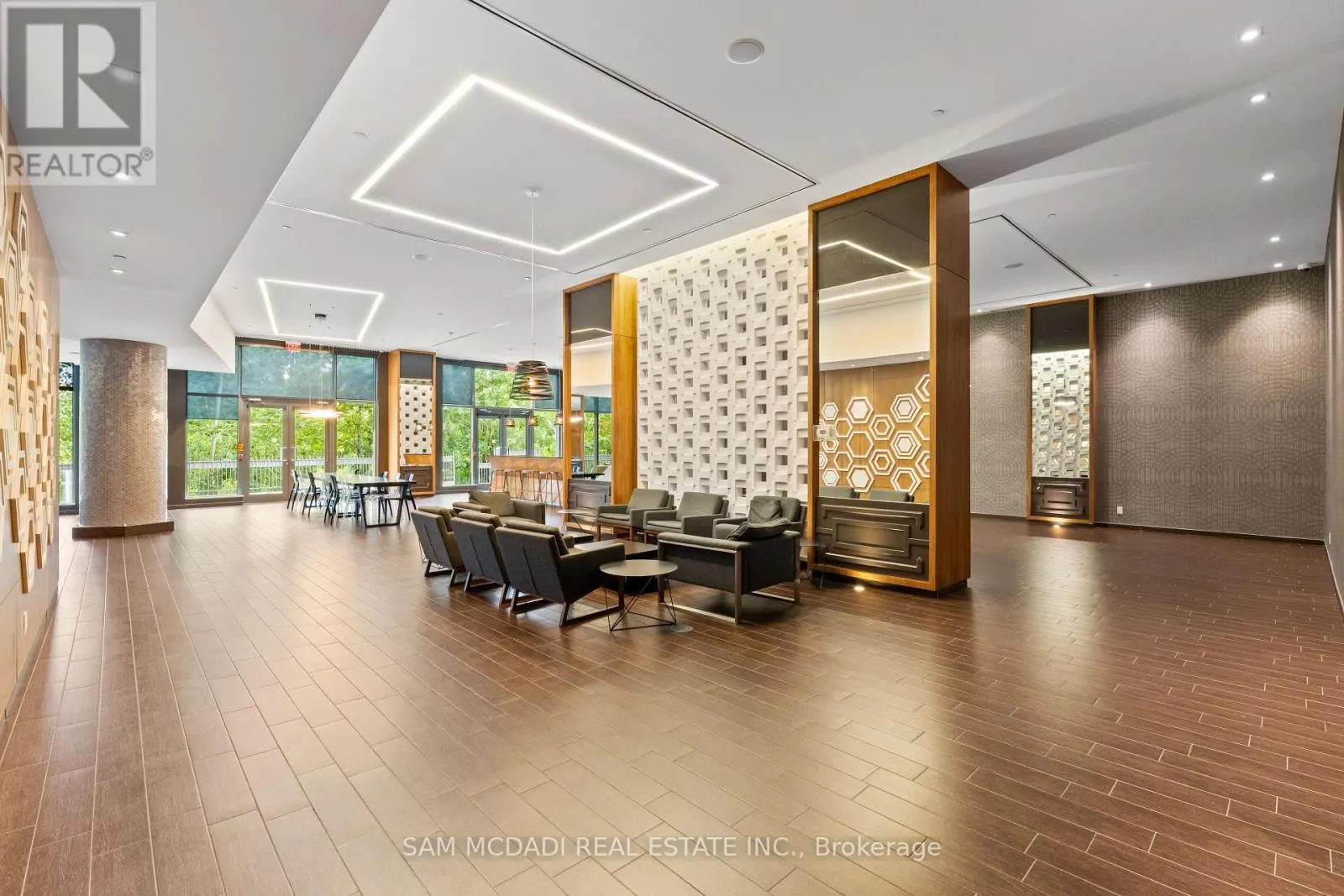 1109 - 36 PARK LAWN ROAD