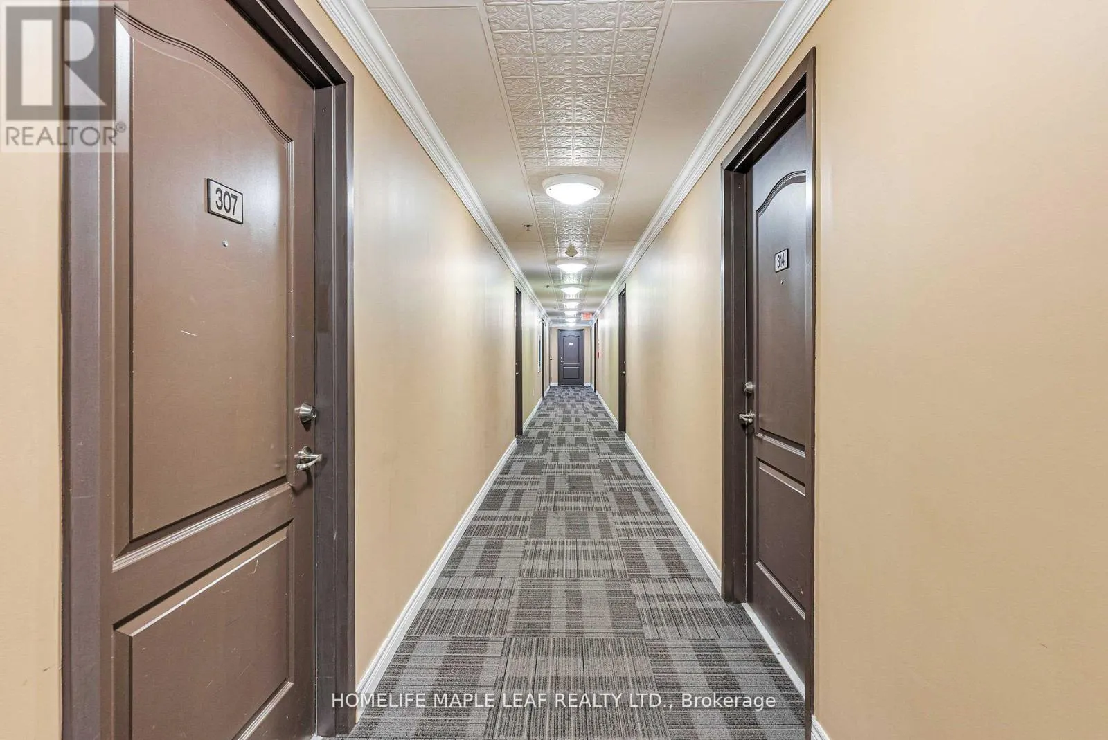 307 - 1421 COSTIGAN ROAD
