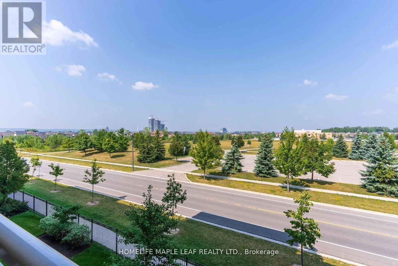 307 - 1421 COSTIGAN ROAD