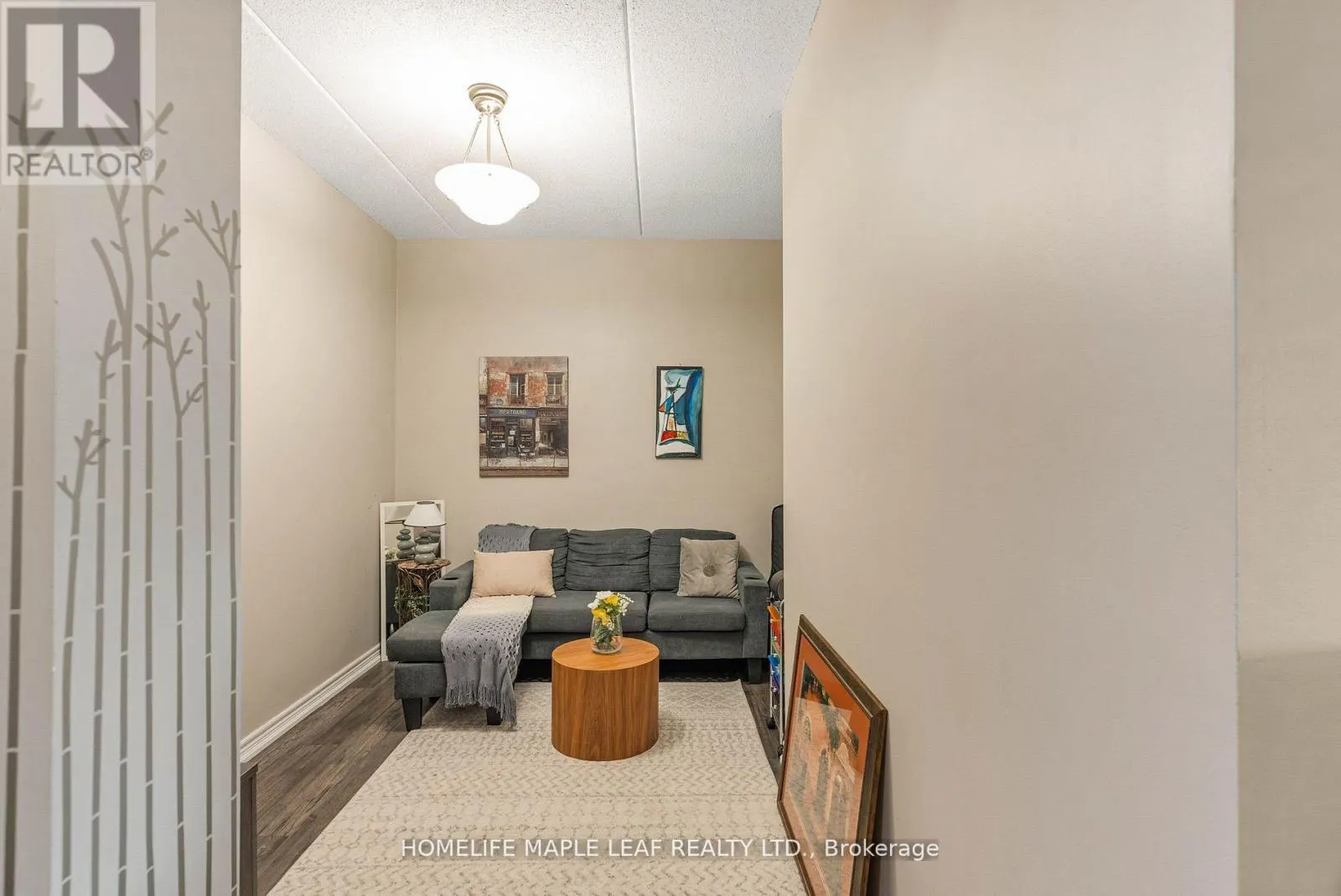 307 - 1421 COSTIGAN ROAD