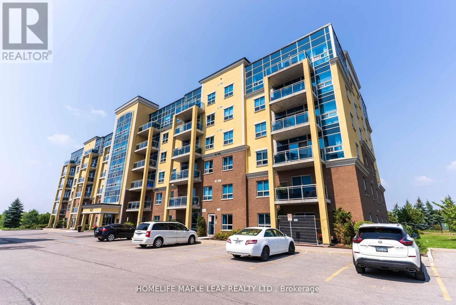 307 - 1421 COSTIGAN ROAD