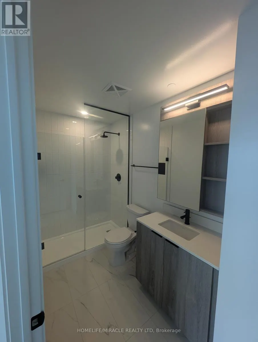 2204 - 2495 EGLINTON AVENUE W