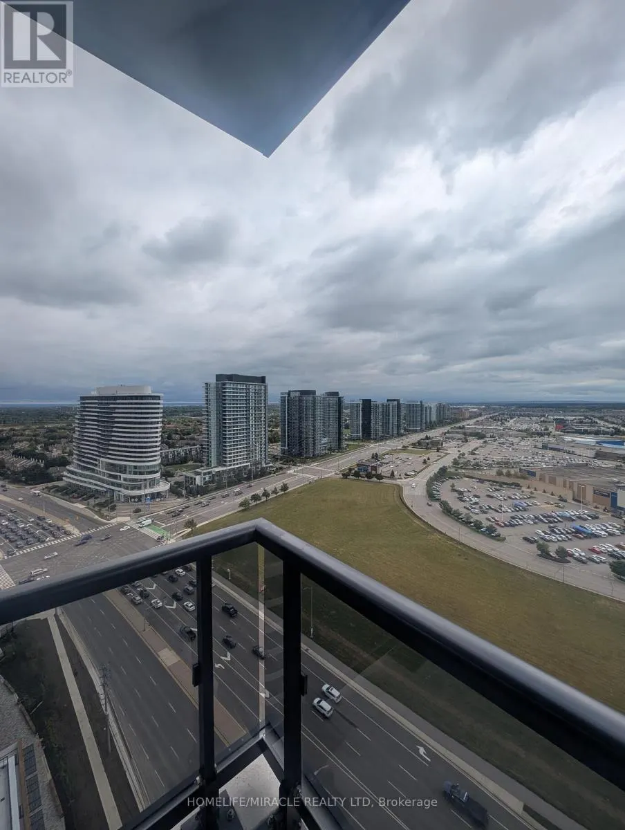 2204 - 2495 EGLINTON AVENUE W