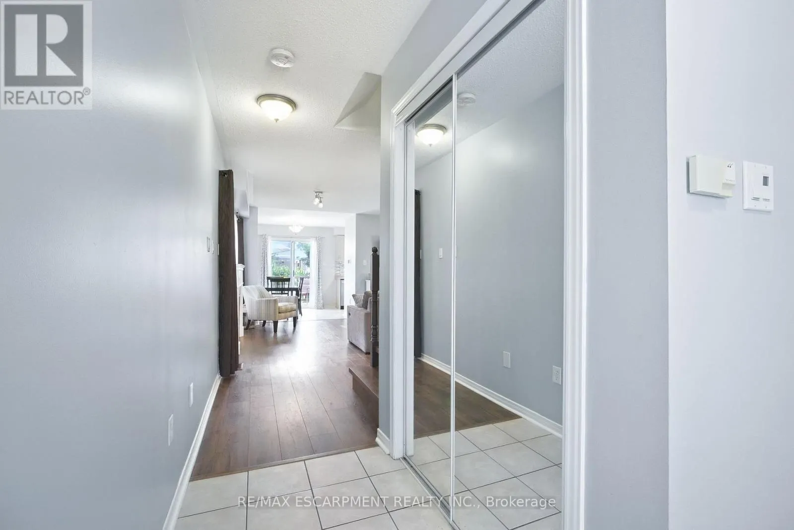 4408 VALLENCE DRIVE