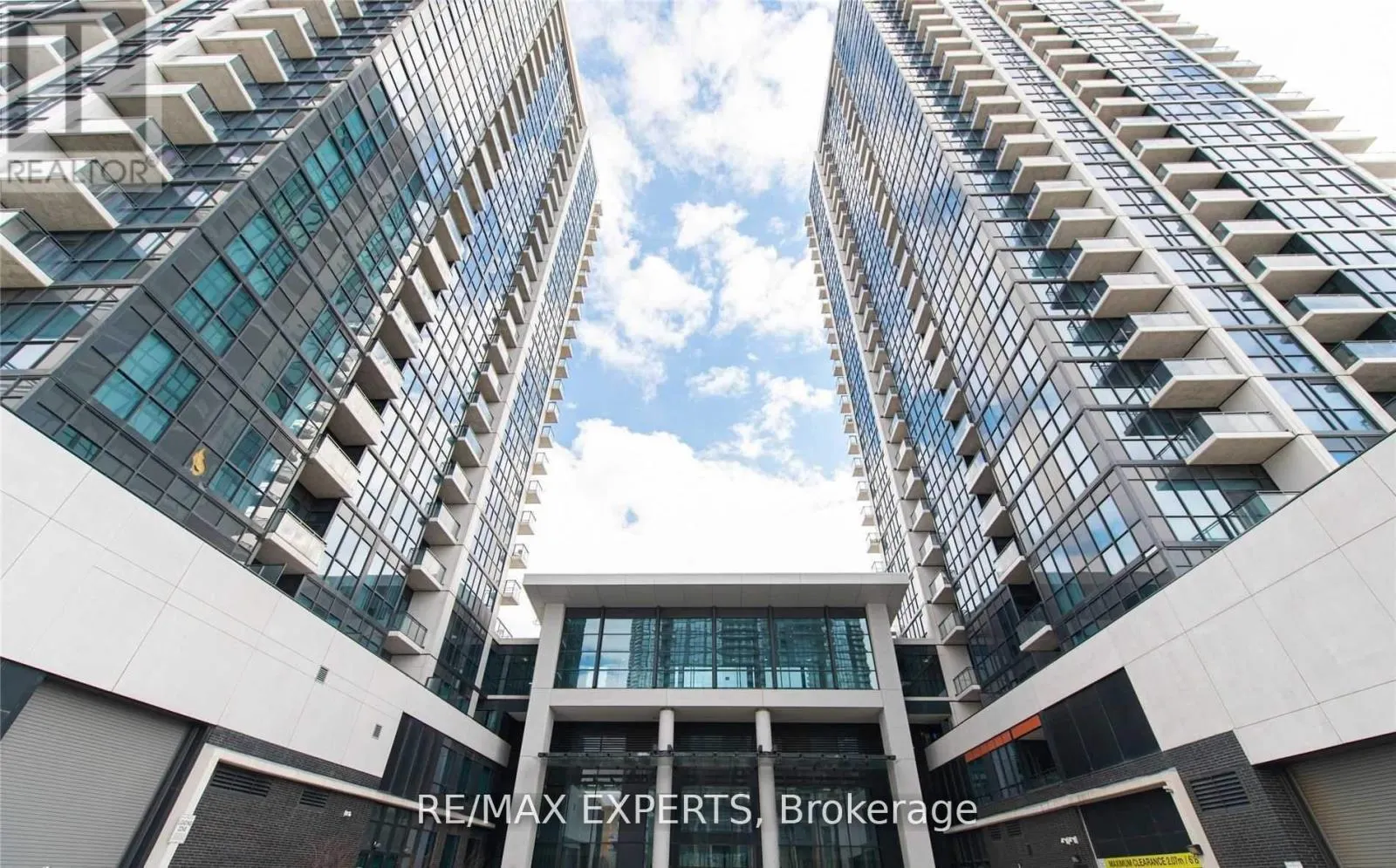 504 - 55 EGLINTON AVENUE W