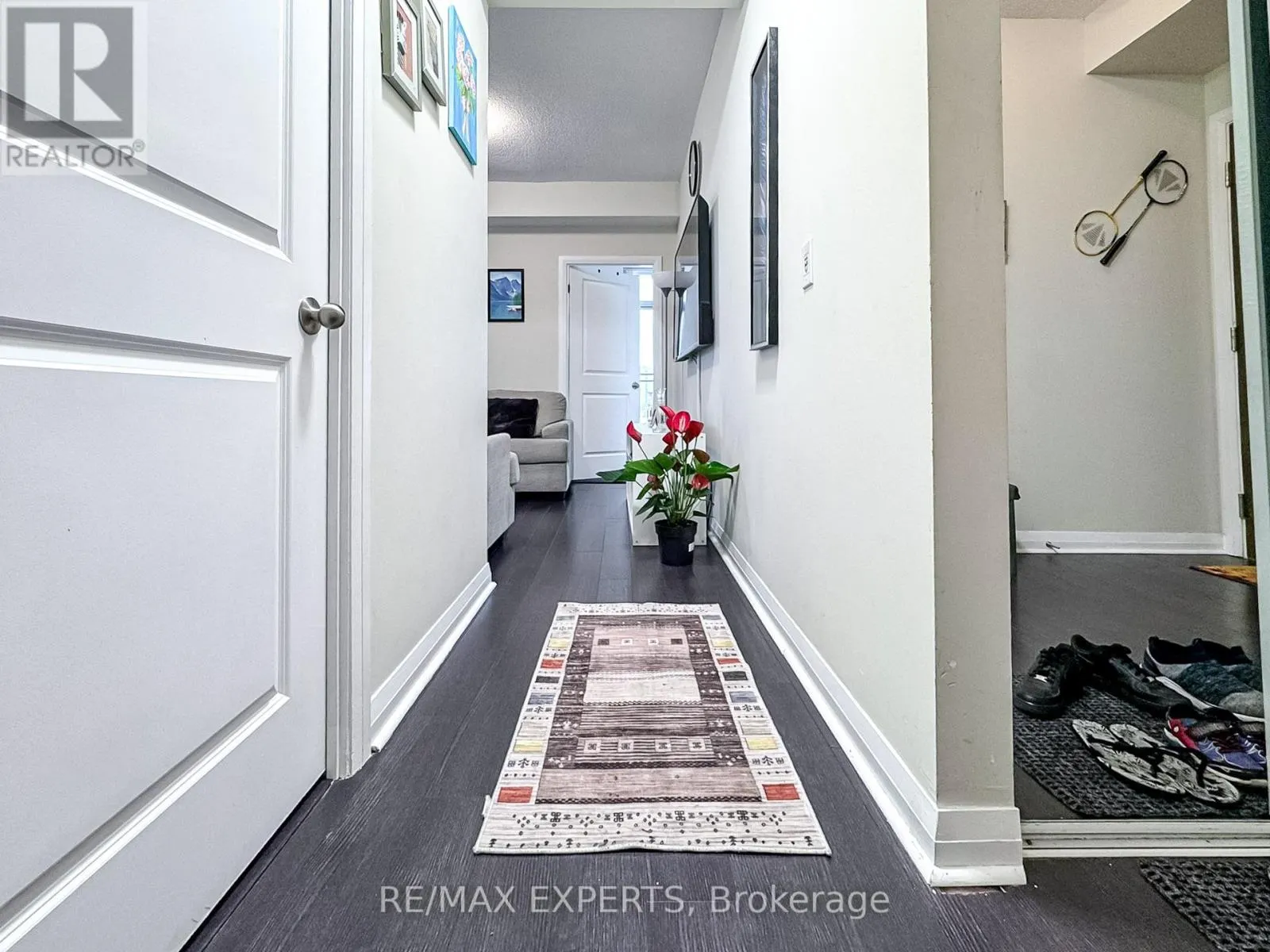 504 - 55 EGLINTON AVENUE W