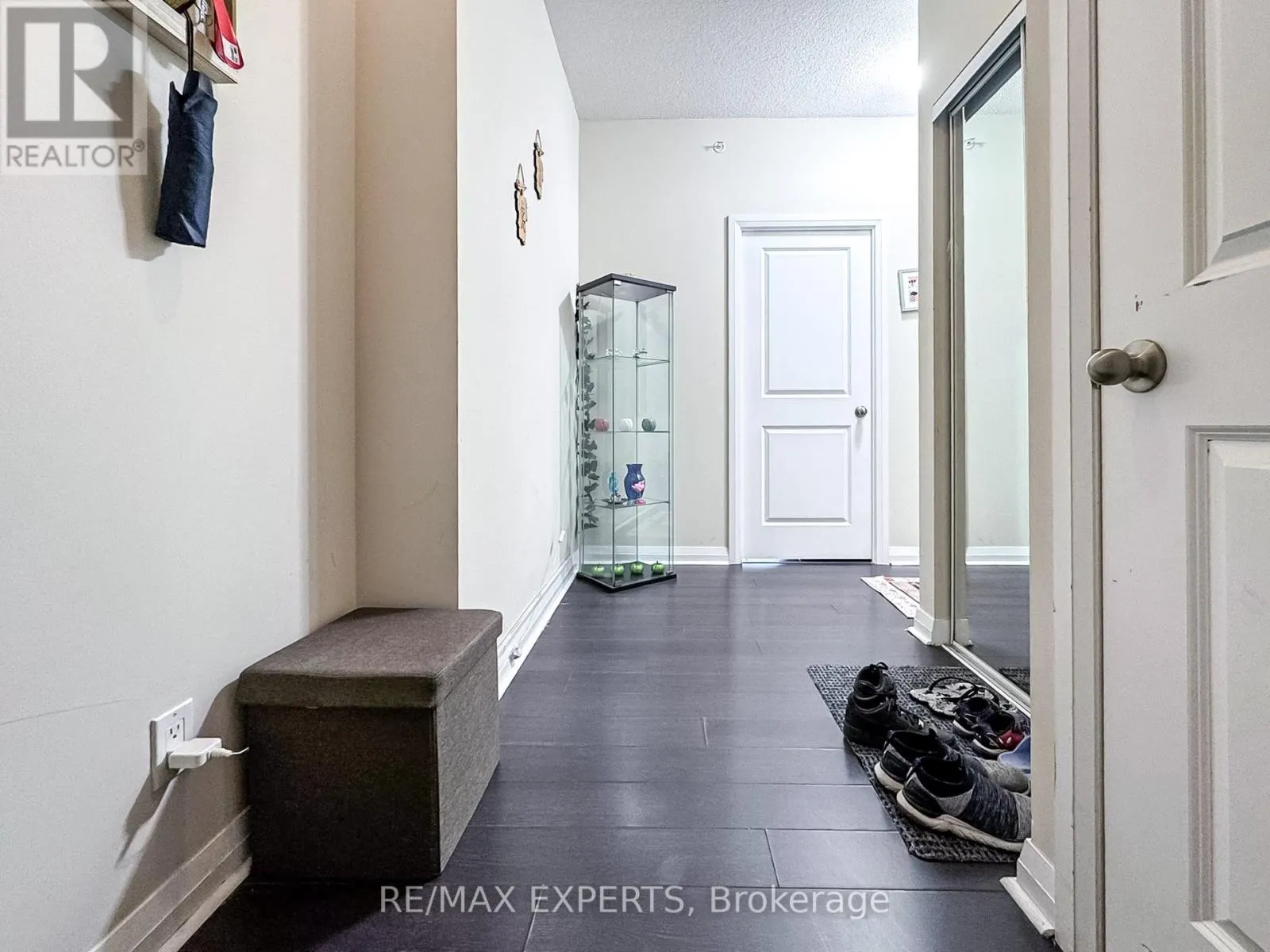 504 - 55 EGLINTON AVENUE W