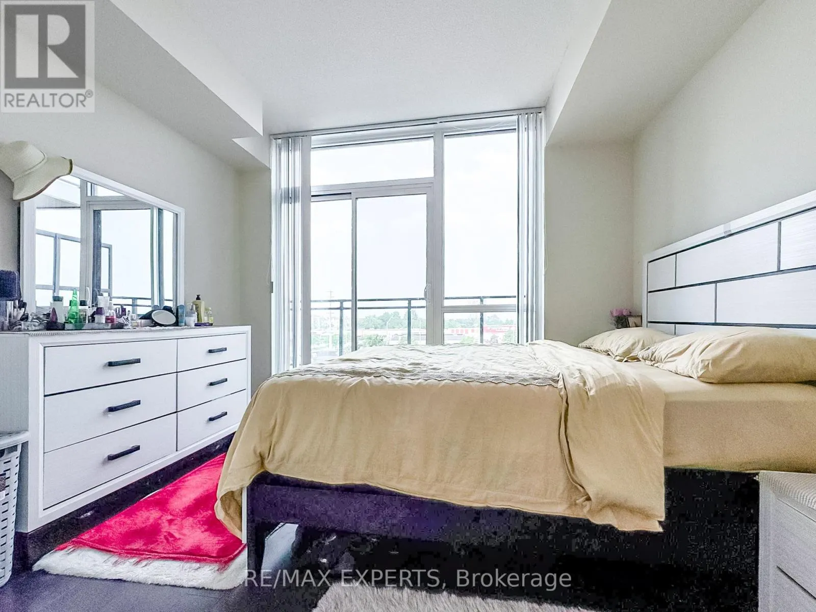 504 - 55 EGLINTON AVENUE W