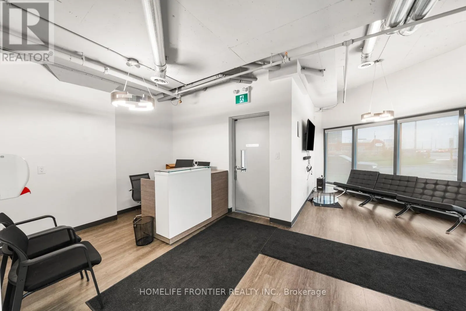 1 & 2 - 16 MCADAM AVENUE