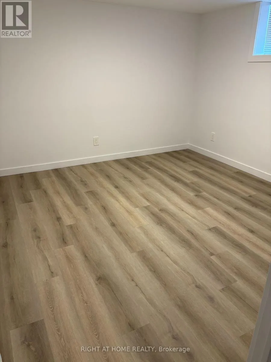 UNIT BSMT - 85 FLORAL PARKWAY