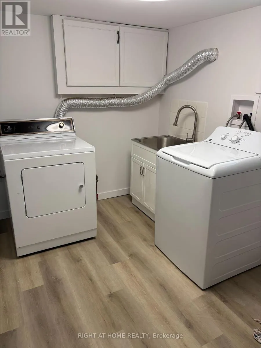 UNIT BSMT - 85 FLORAL PARKWAY
