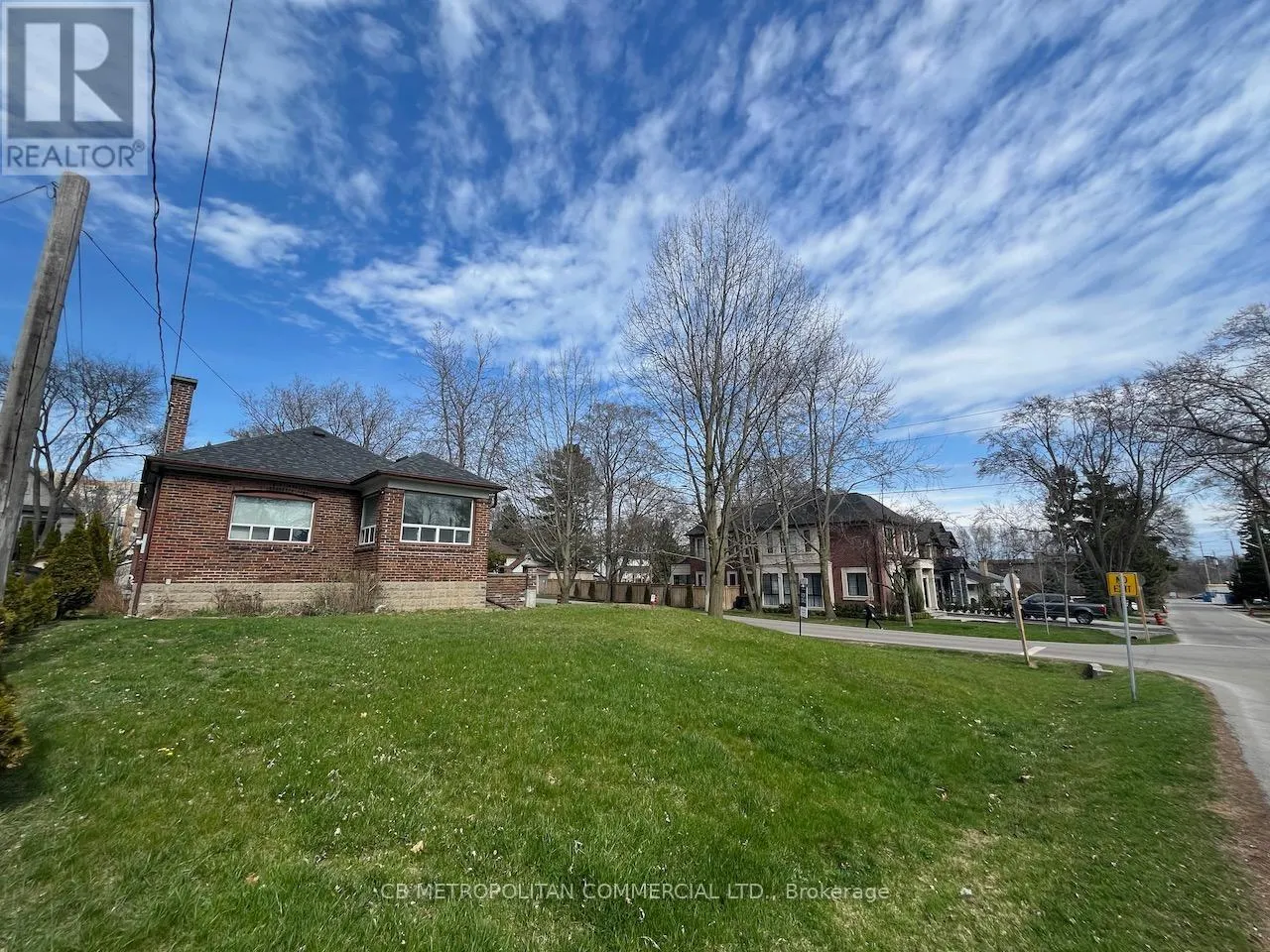 1403 ORCHARD HILL ROAD